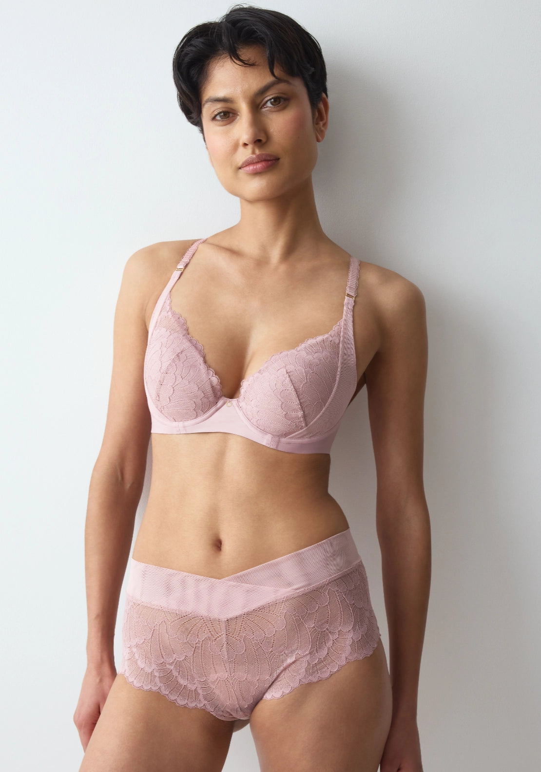 Love In Lace Wired Padded Bra - Sophia