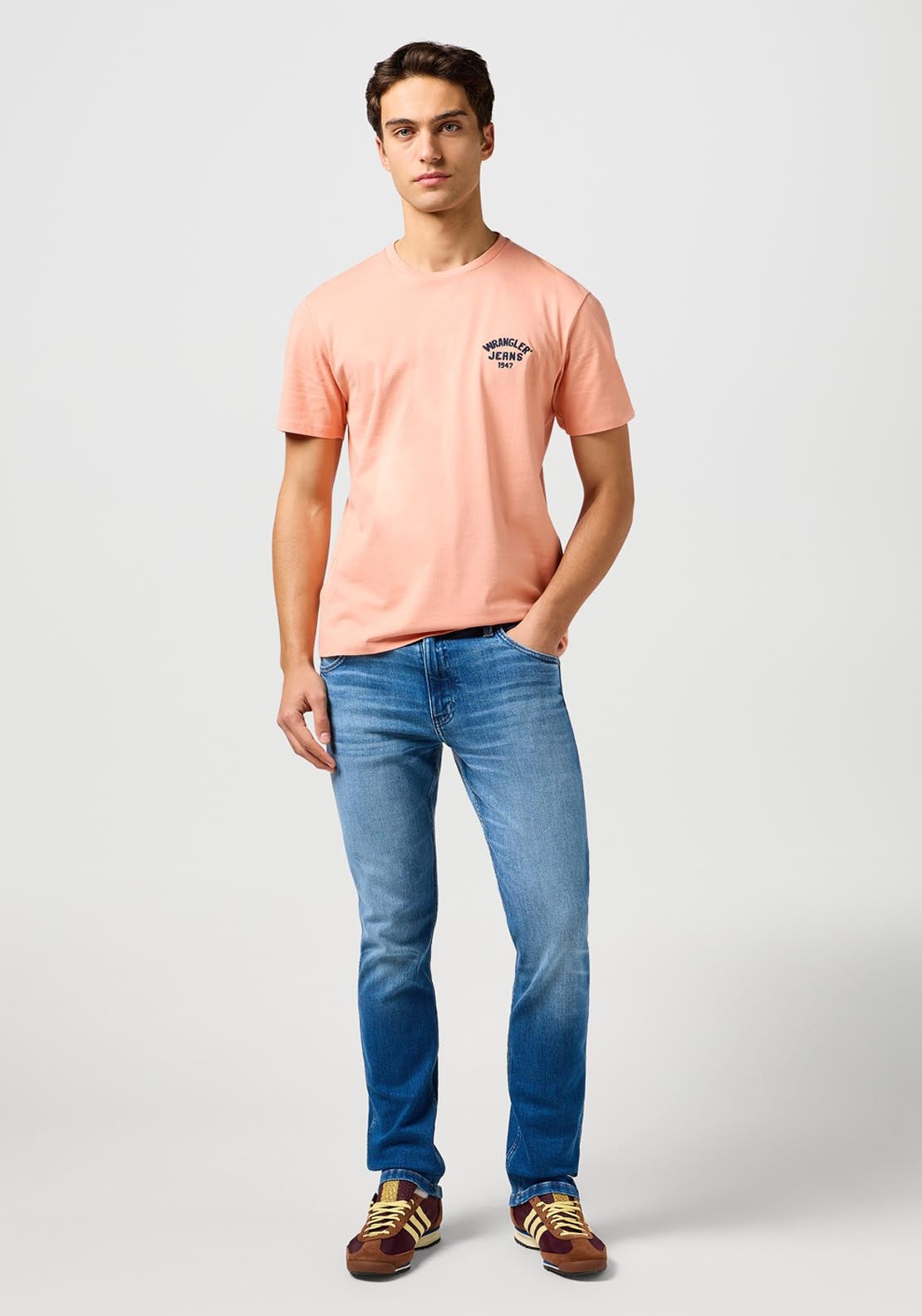 Wrangler Small Logo Tee - Shrimp 5 Shaws Department Stores