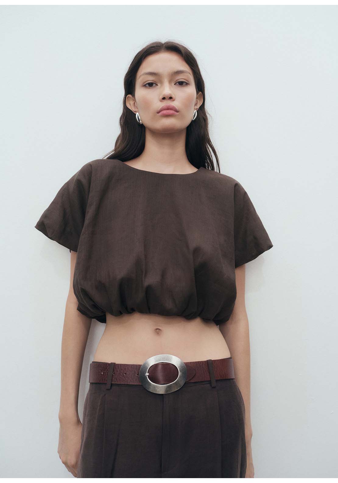 Ramie Cropped Balloon Blouse - Brown