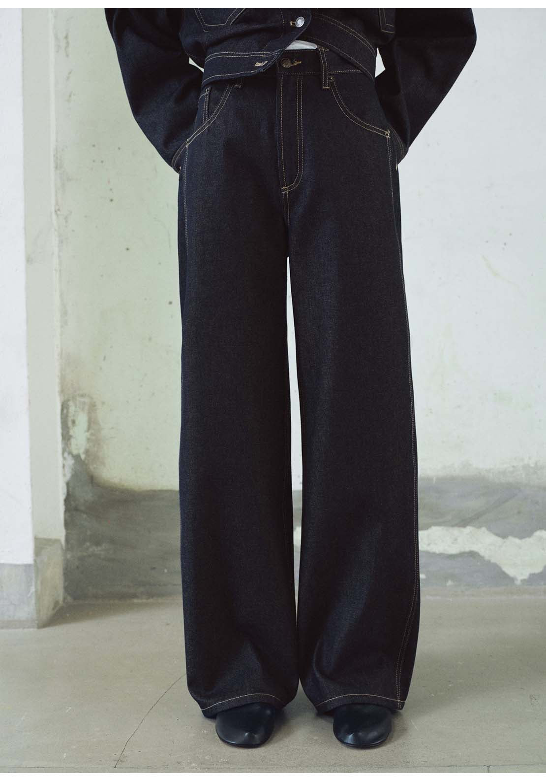 High-Rise Balloon Jeans - Blue
