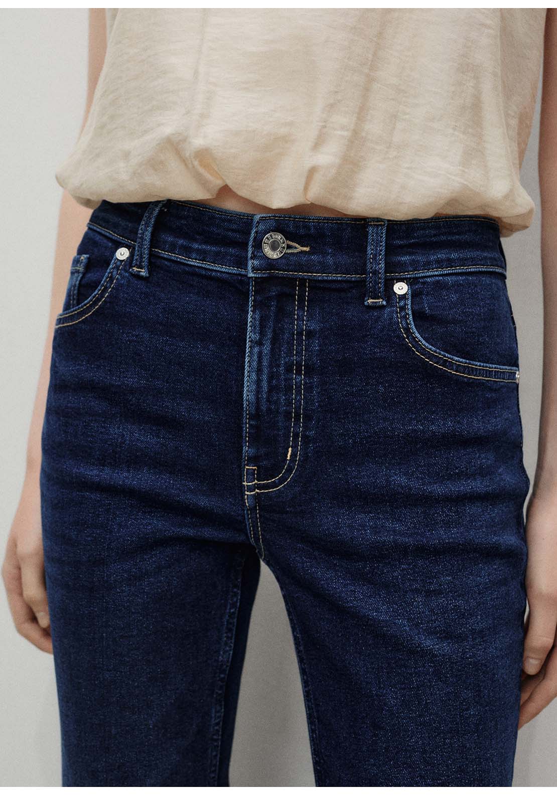 Sienna Flared Cropped Jeans - Blue