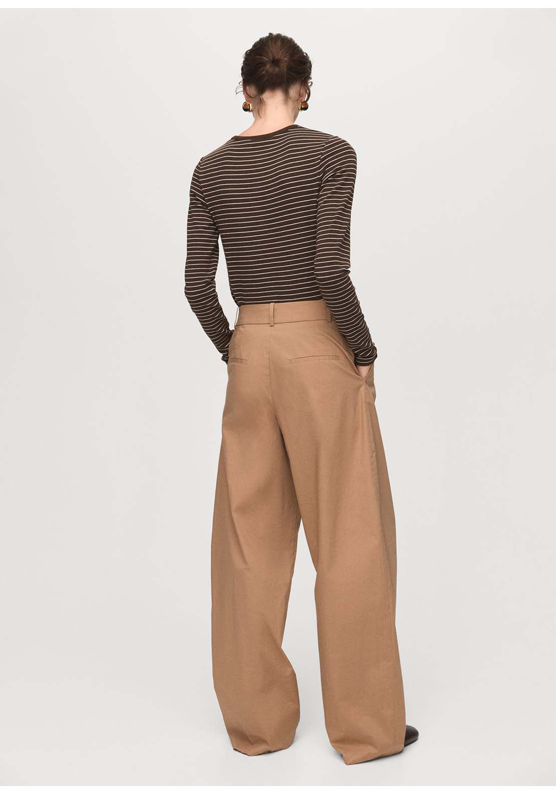 Long Sleeved Striped T-Shirt - Brown
