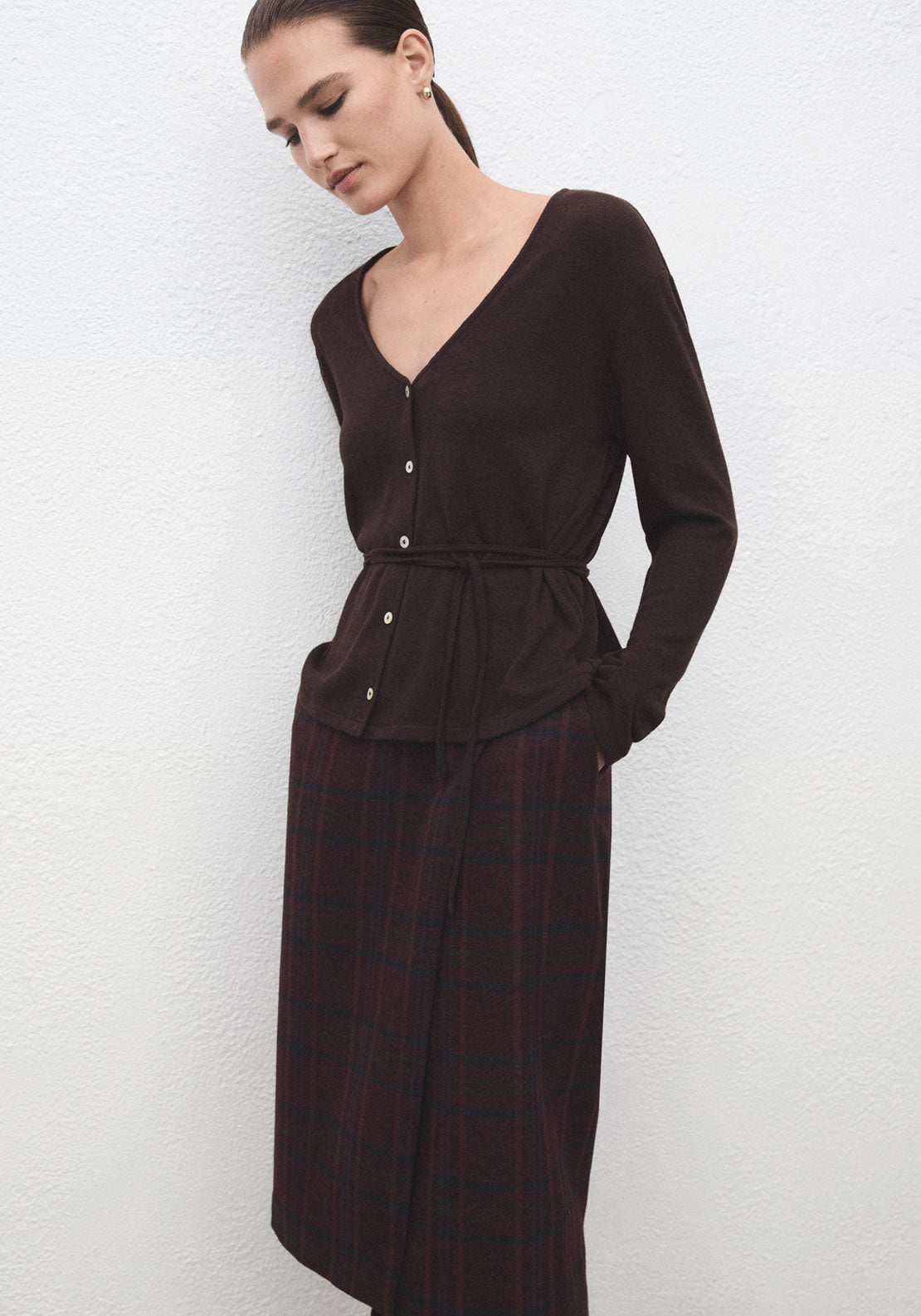 Knitted Cardigan With Bow - Brown