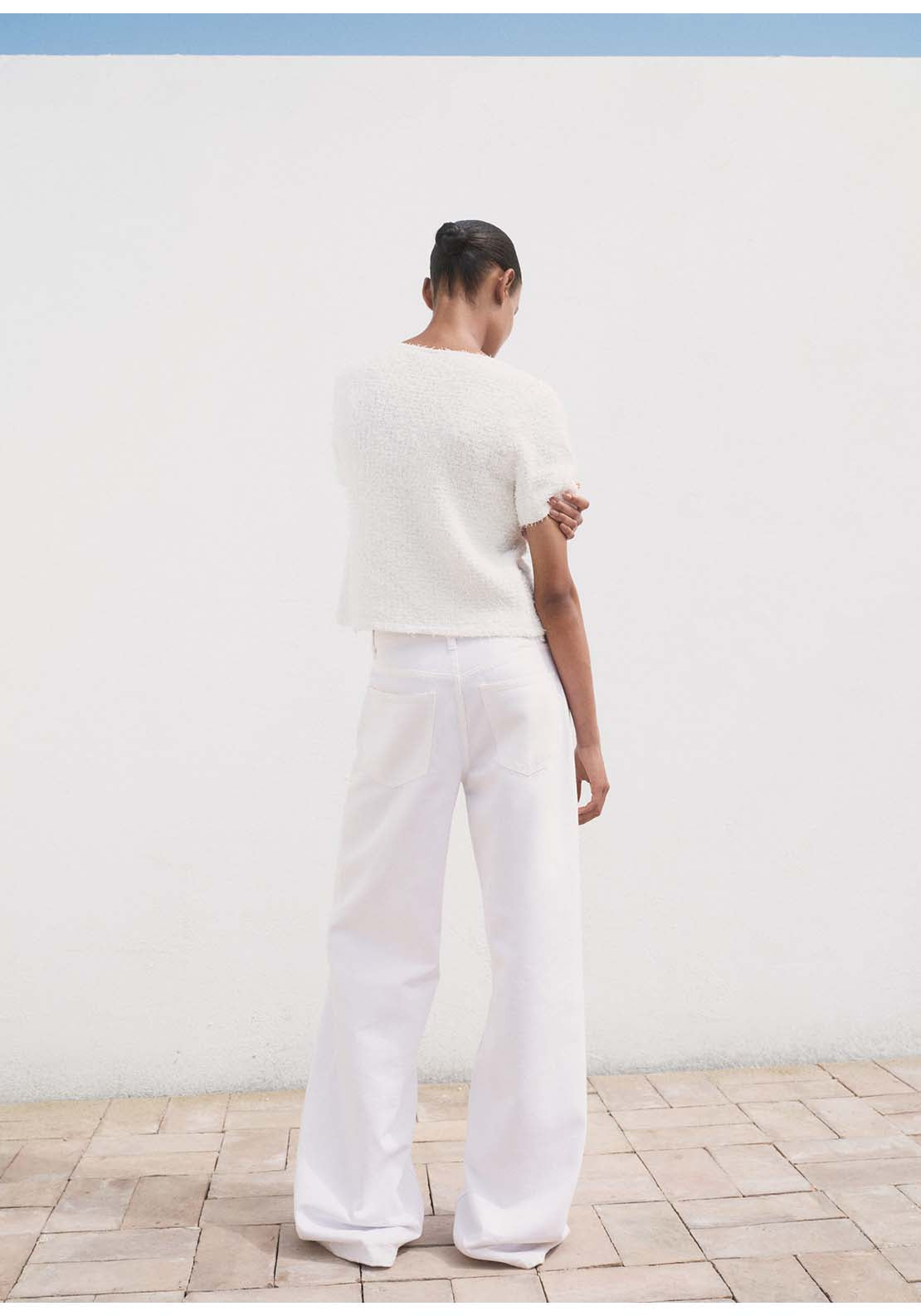 Short Sleeved Bouclé Cardigan - White