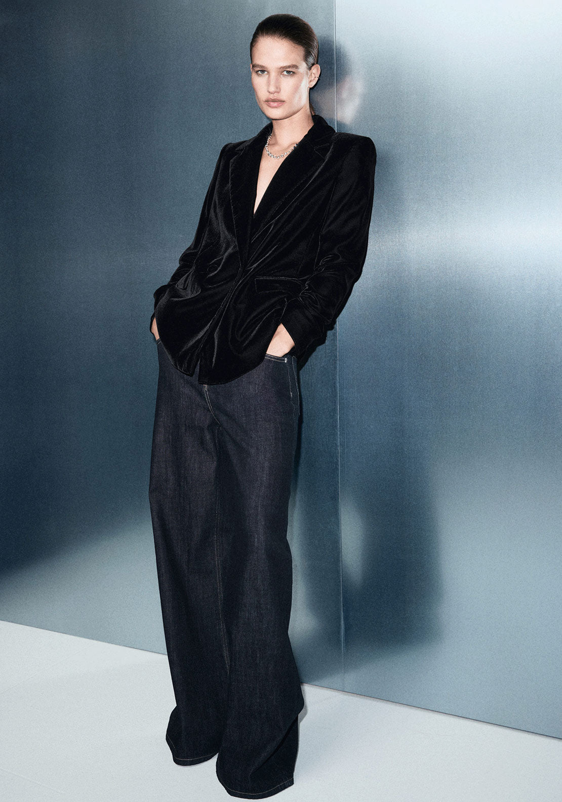 Velvet Blazer - Black