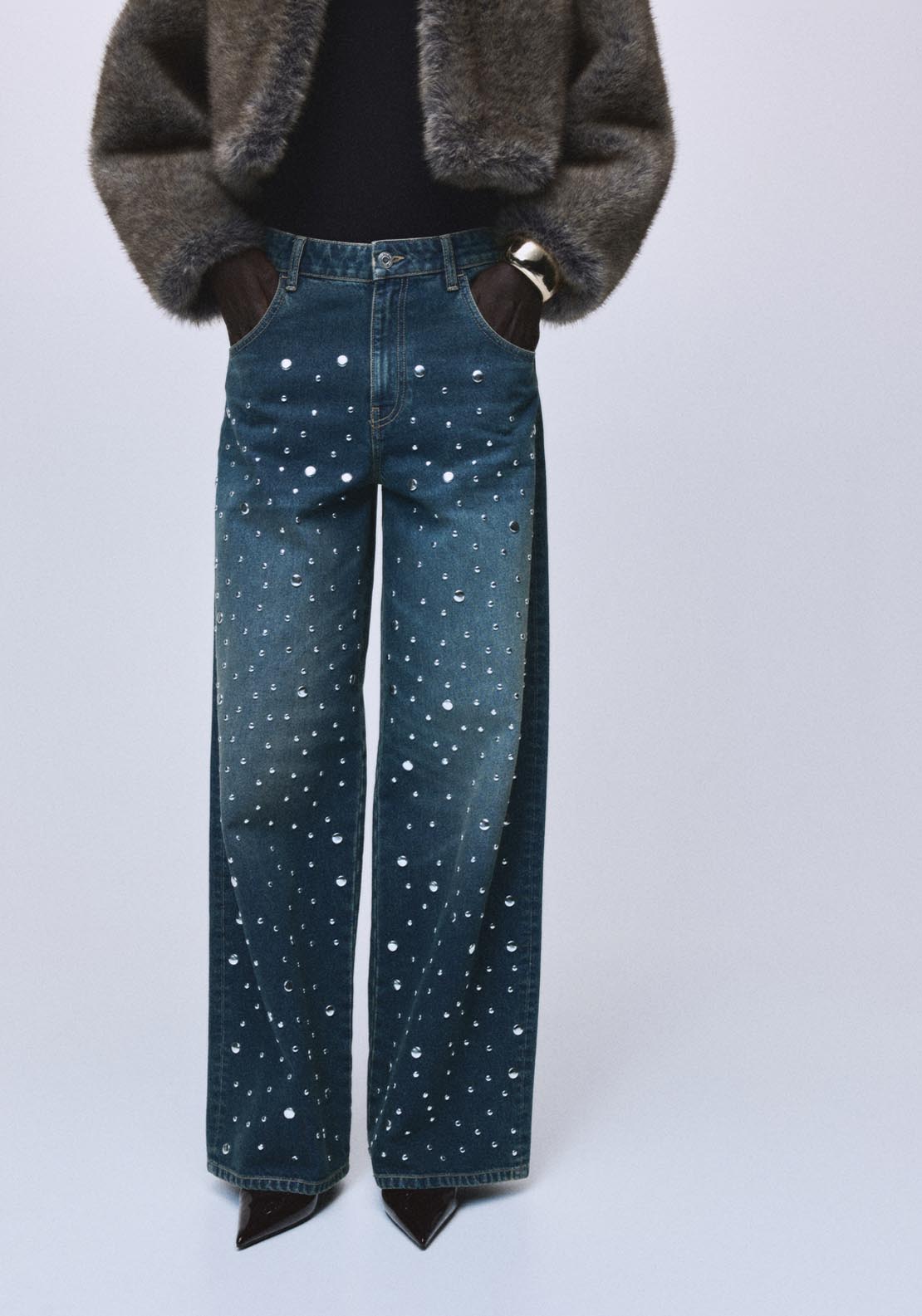 Straight Fit Jeans With Studs - Blue