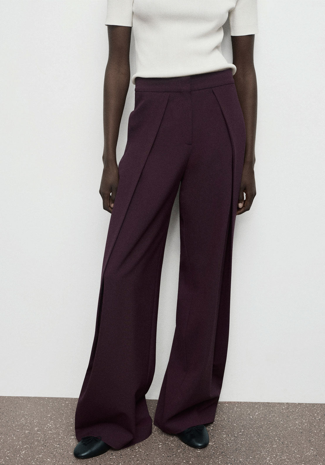 Pleated Wide Leg Trousers - Burgundy