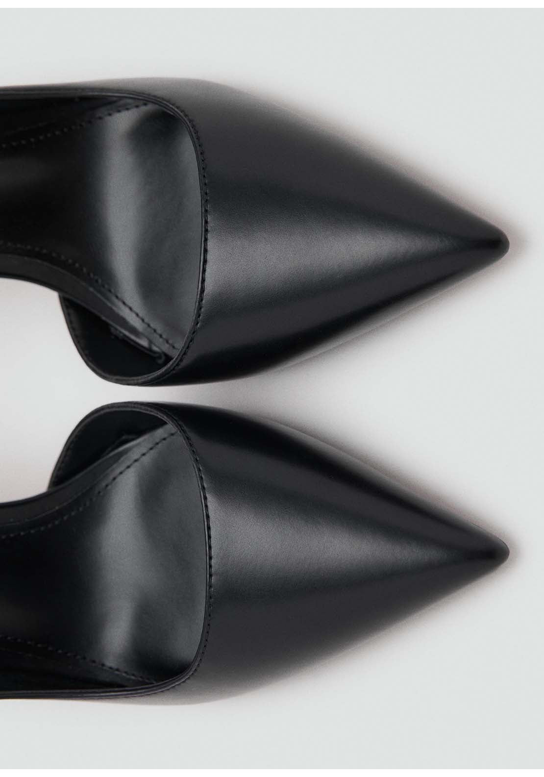 Asymmetrical Heeled Shoes - Black