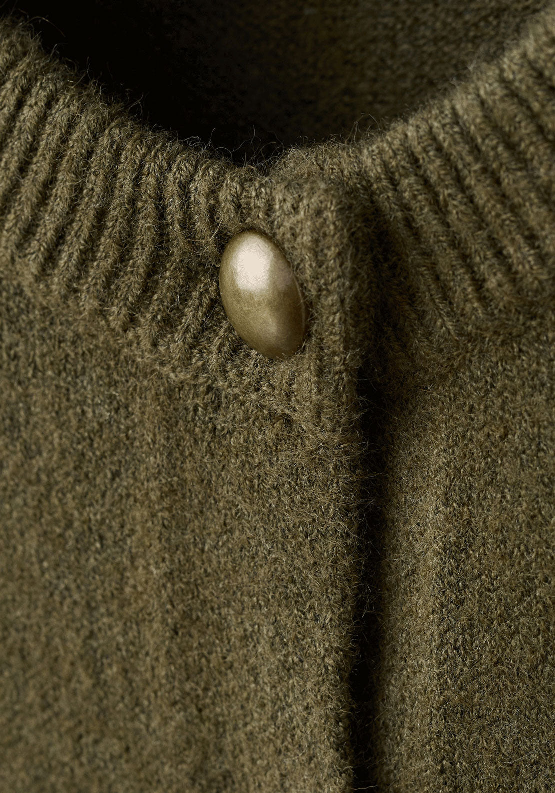 Chunky Knit Cardigan With Buttons - Beige / Green