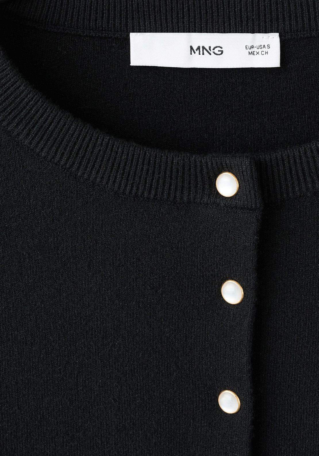 Short Buttoned Cardigan - Black