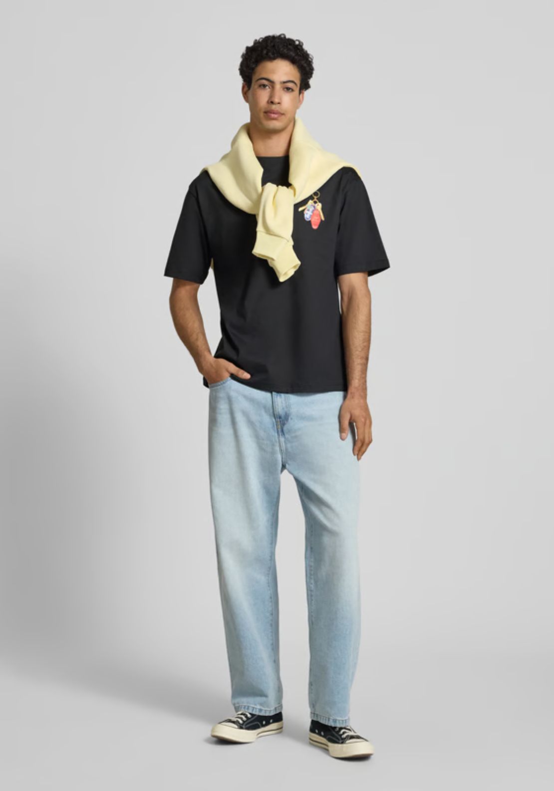 Only & Sons Fred Boxy Tee - Black 4 Shaws Department Stores