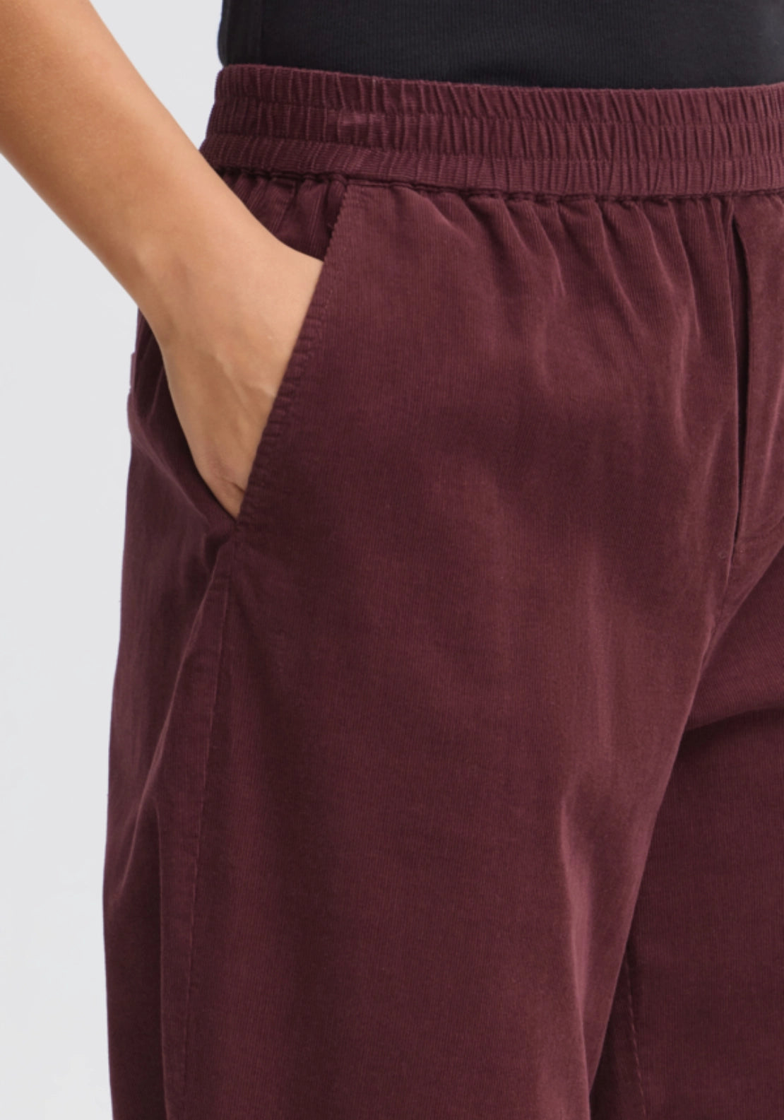 Baggy Tapered Trousers - Red
