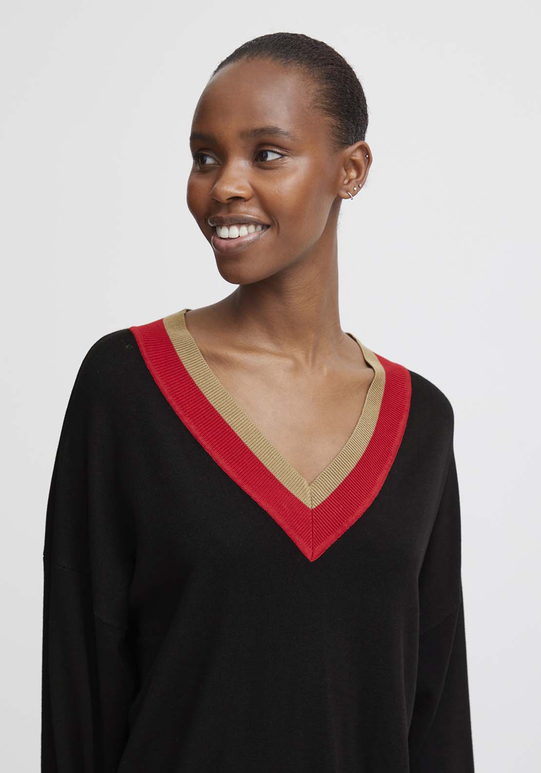 B Young Morla Loose Fit V Neck Jumper - Black 2 Shaws Department Stores