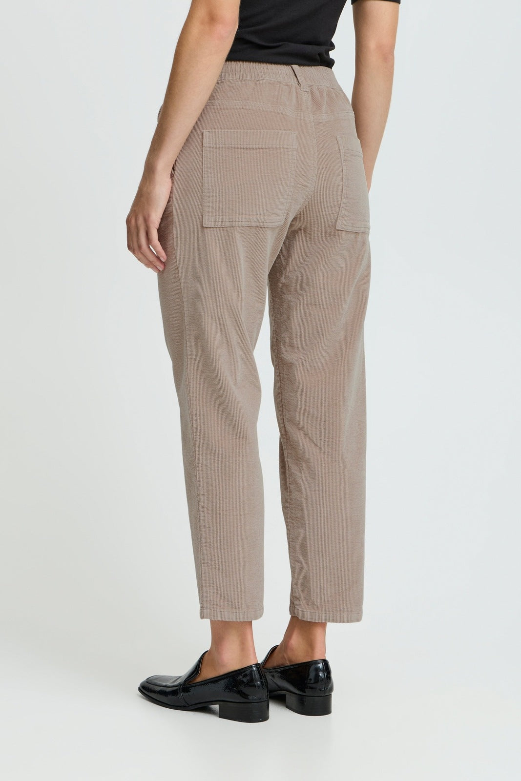 B Young Dasik Cropped Casual Trousers - String 2 Shaws Department Stores