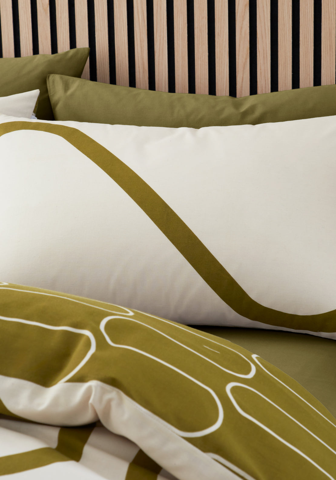 Catherine Lansfield Linear Curve Geometric Reversible Duvet Cover Set - Green 3 Shaws Department Stores