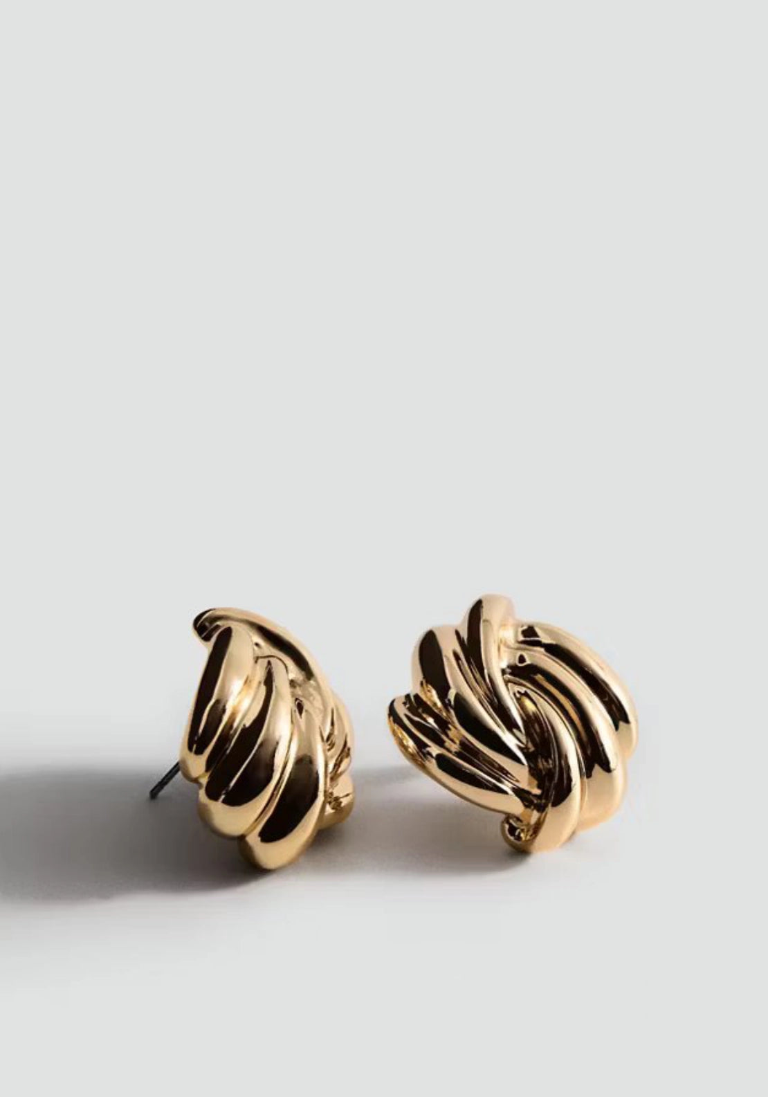 Famara Knot Earrings - Gold