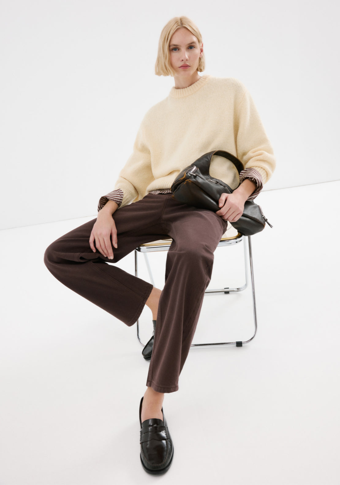 High Waisted Barrel Jeans - Brown