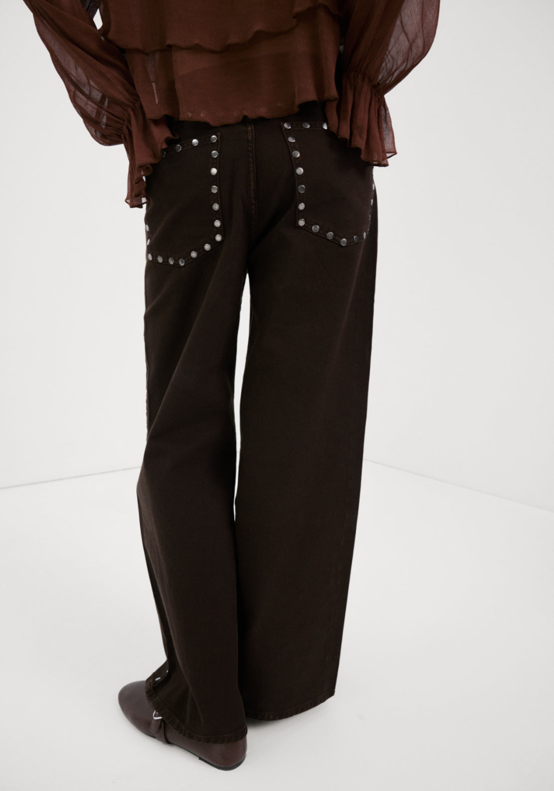 Wide Leg Studded Jeans - Brown