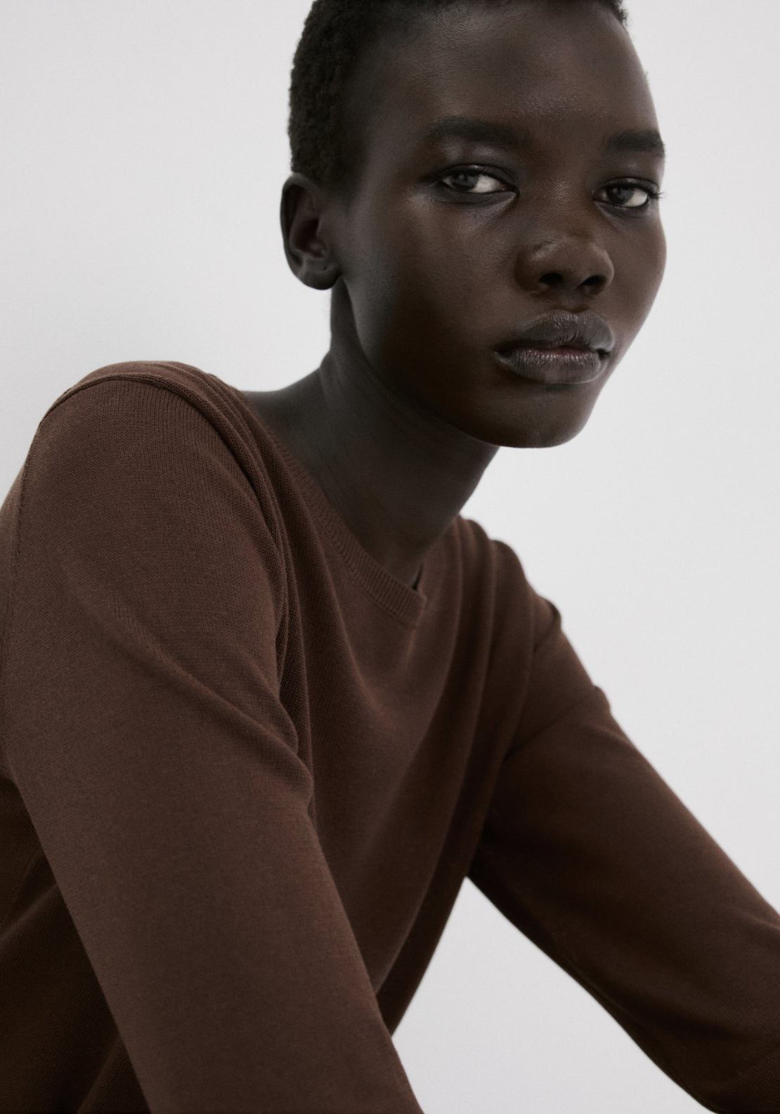 Long Sleeve Knitted Sweater - Brown