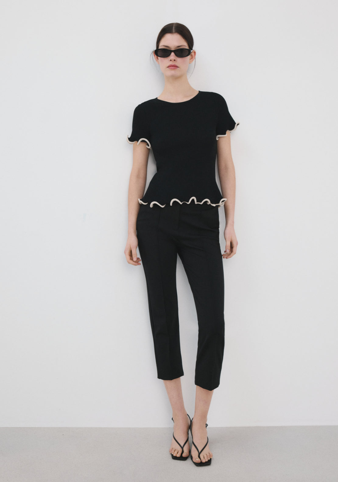 Peplum Jumper With Contrasting Trims - Black