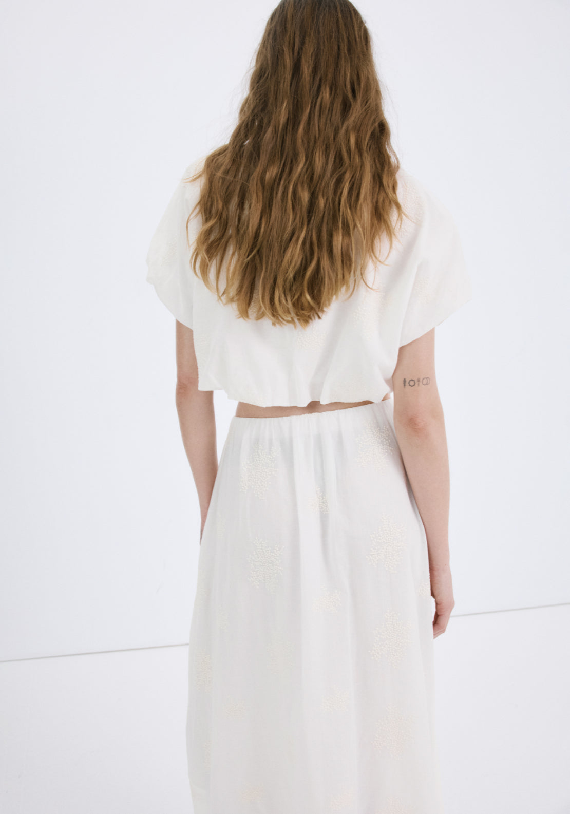 Cotton Blouse With Embroidered Details - White