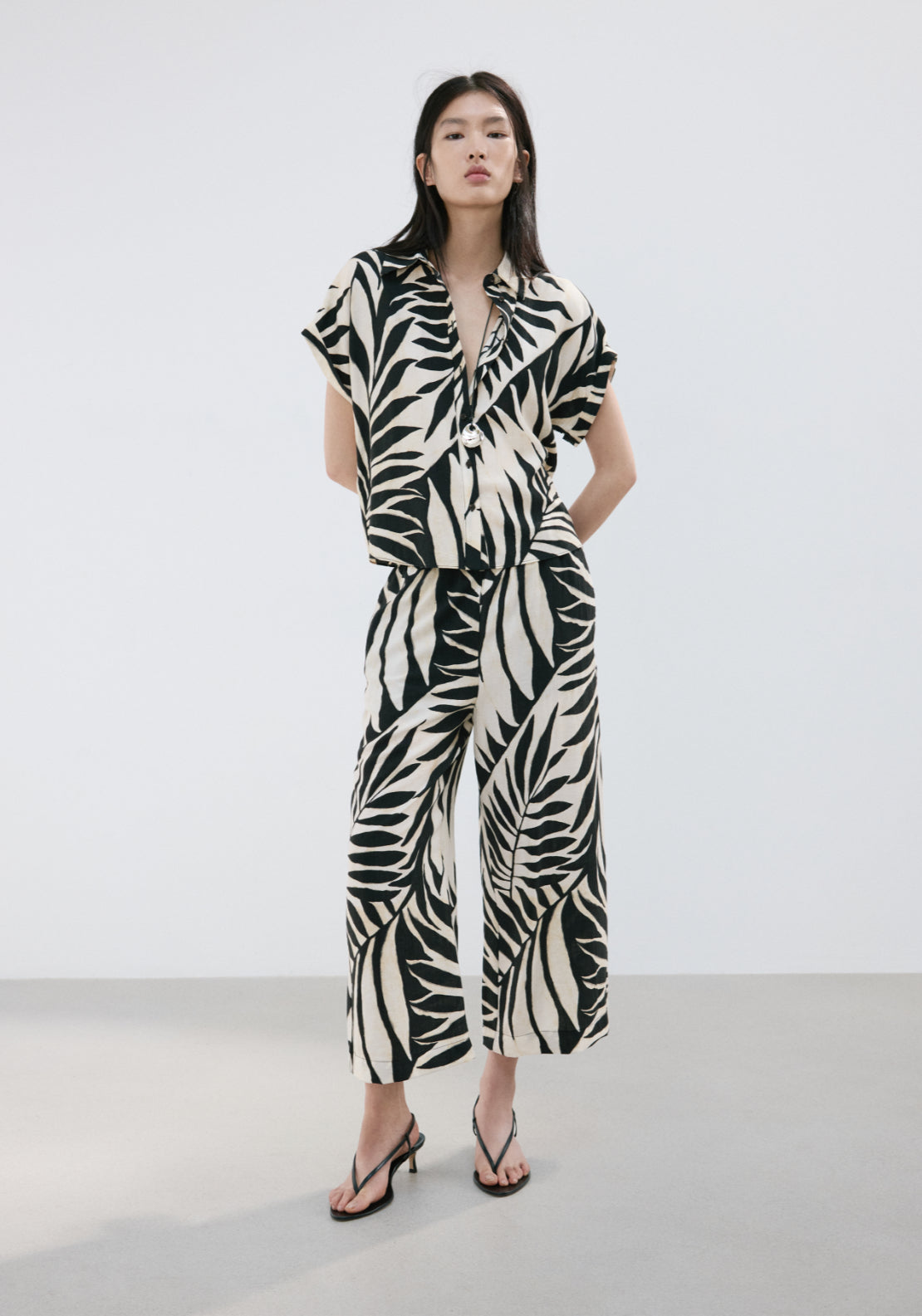 Tropical Print Trousers - Black And White