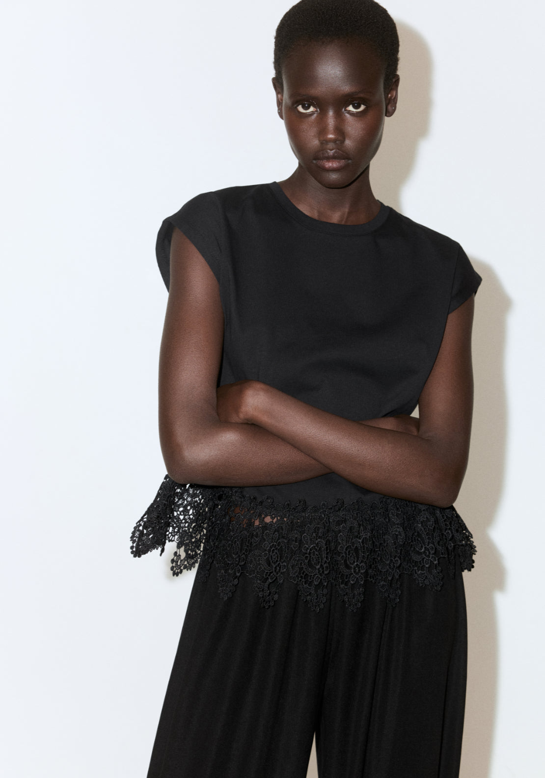 Cotton T-Shirt With Broderie Anglaise Embroidery - Black