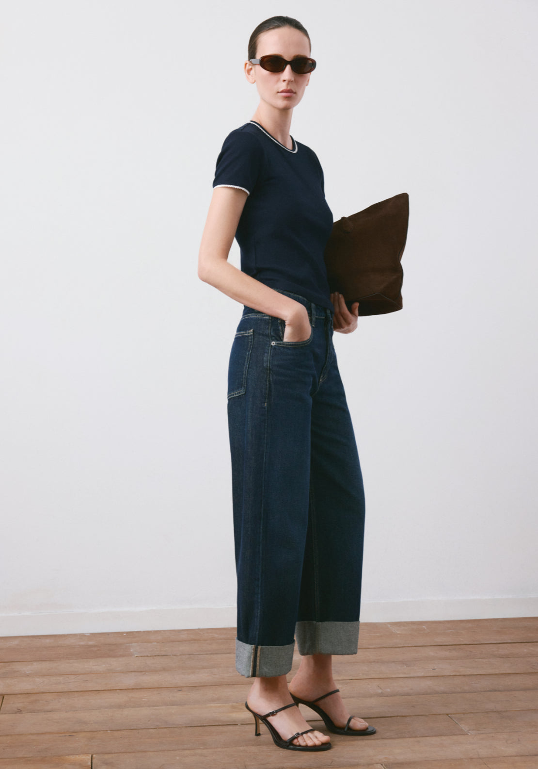 Contrast Trim T-Shirt - Blue