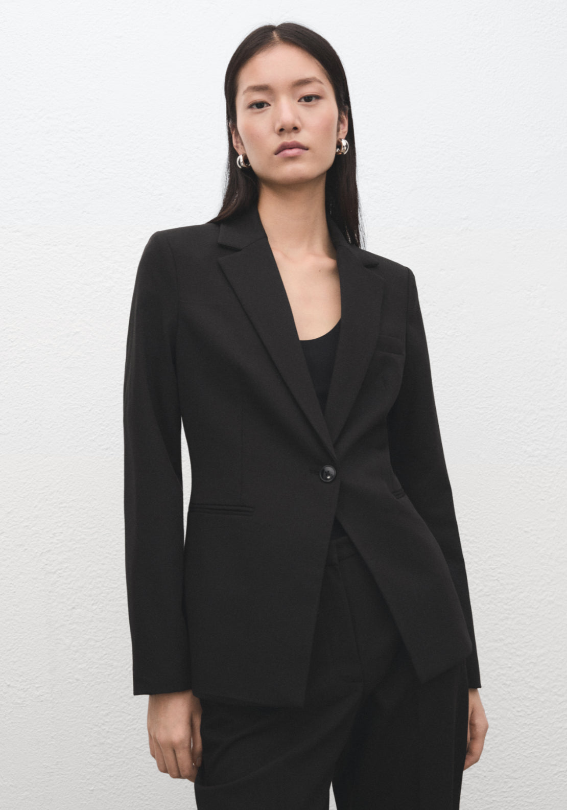 Fitted Suit Blazer - Black