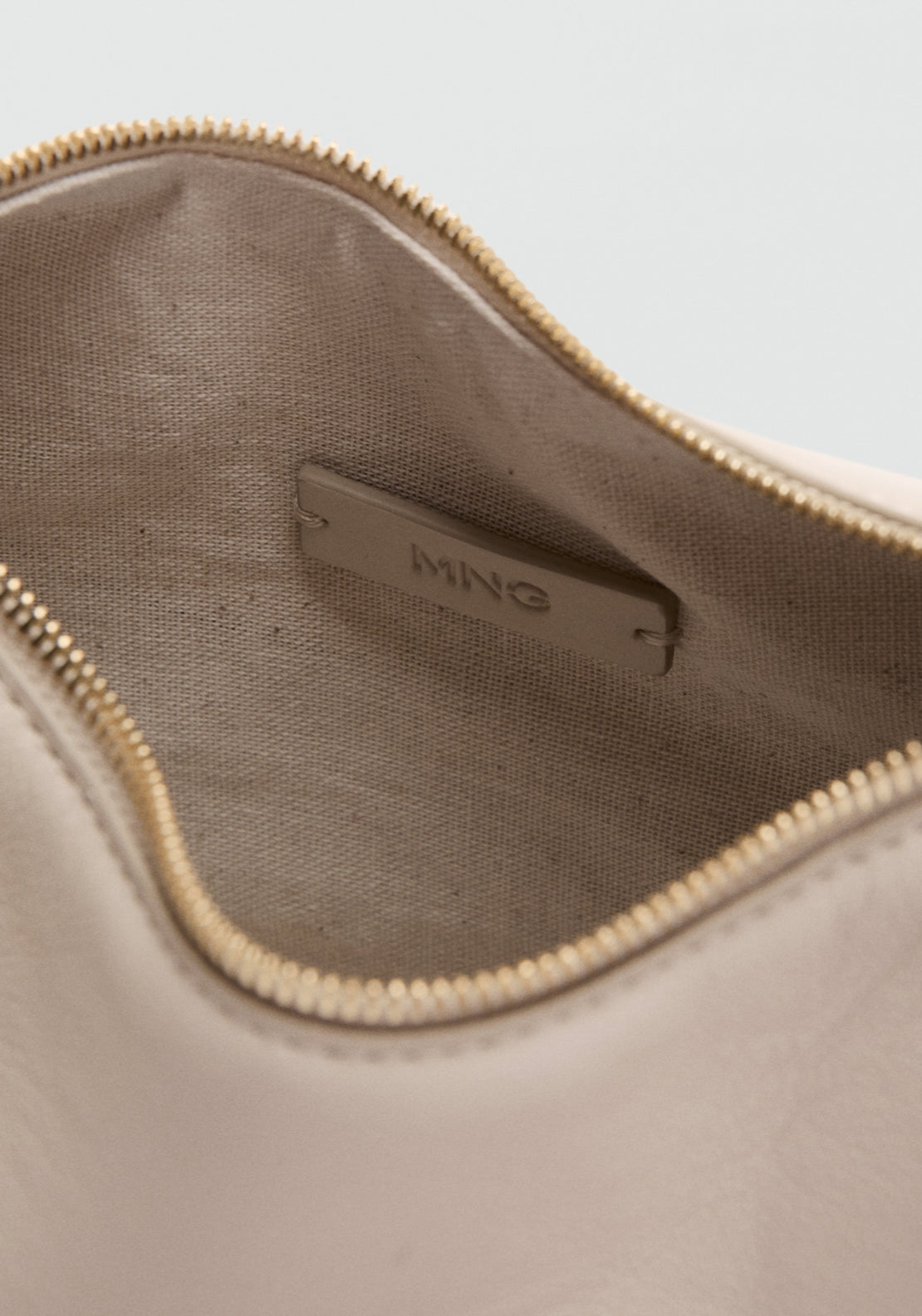 Oval Hand Bag - Cream