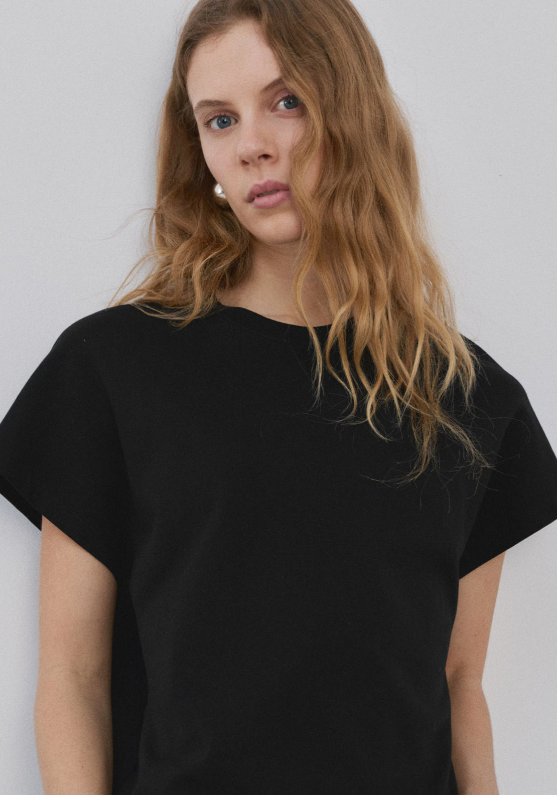 Short Sleeve Round Neck T-Shirt - White