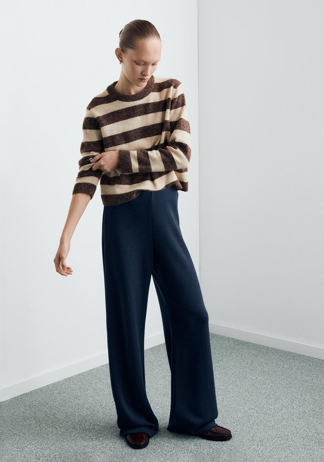Straight Fit Trousers With Elastic Waist - Blue