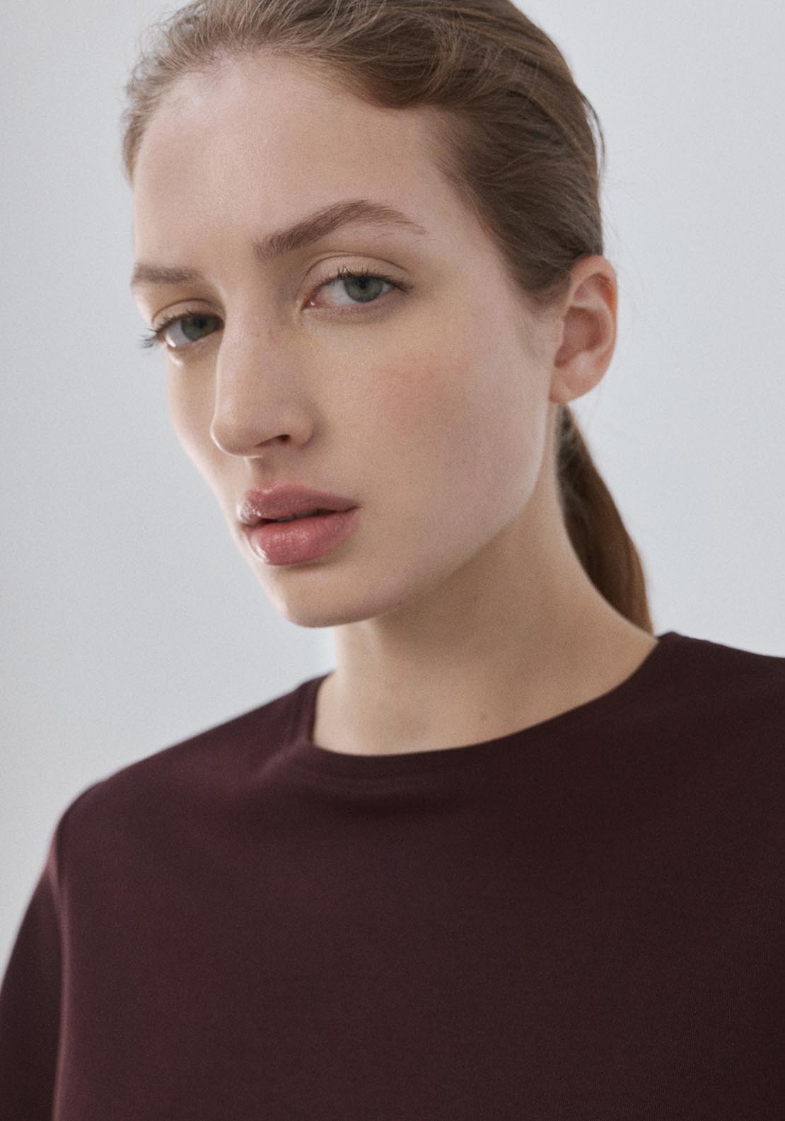 Short Sleeved Cotton T Shirt - Burgundy