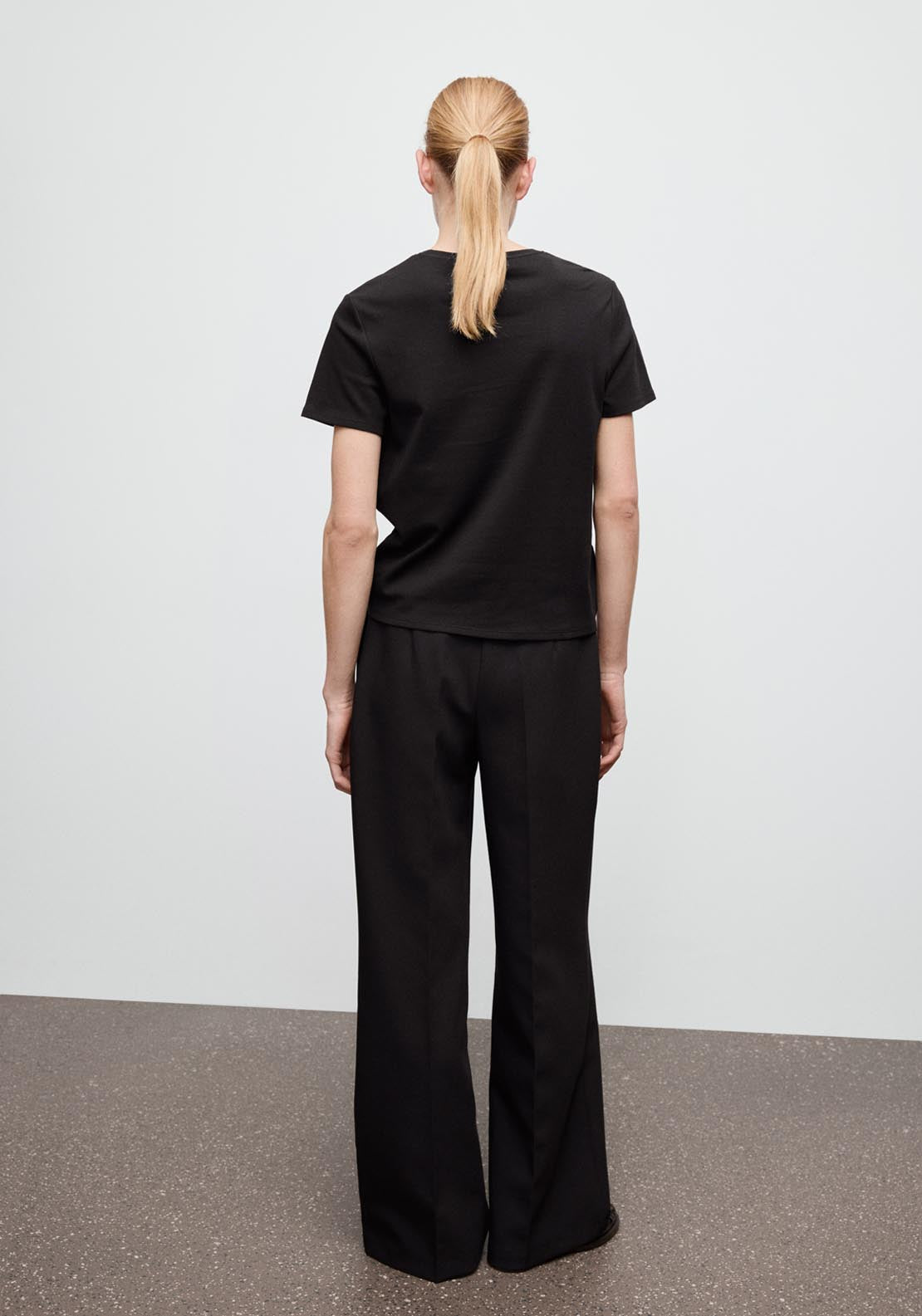 Short Sleeved Cotton T Shirt - Black