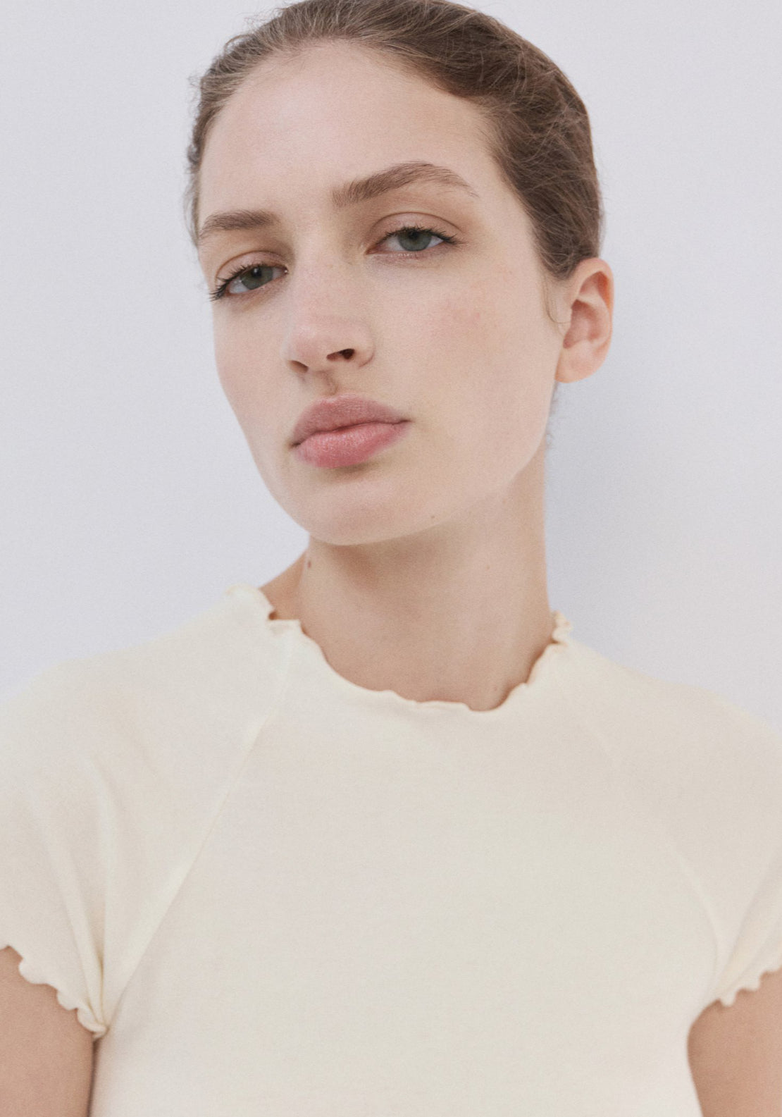 Contrasting T-Shirt - Cream