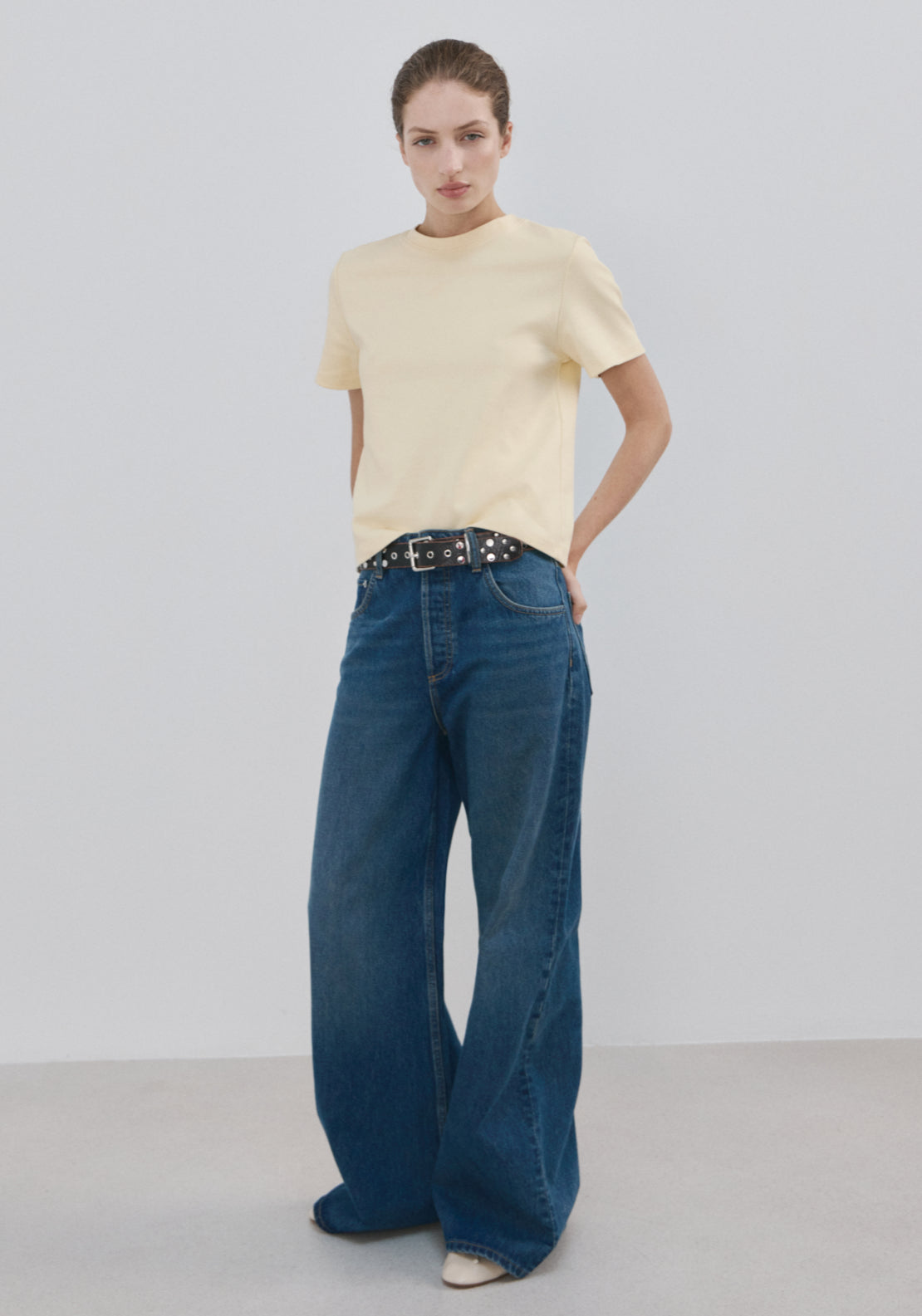 Short Sleeved Cotton T-Shirt - Light Yellow