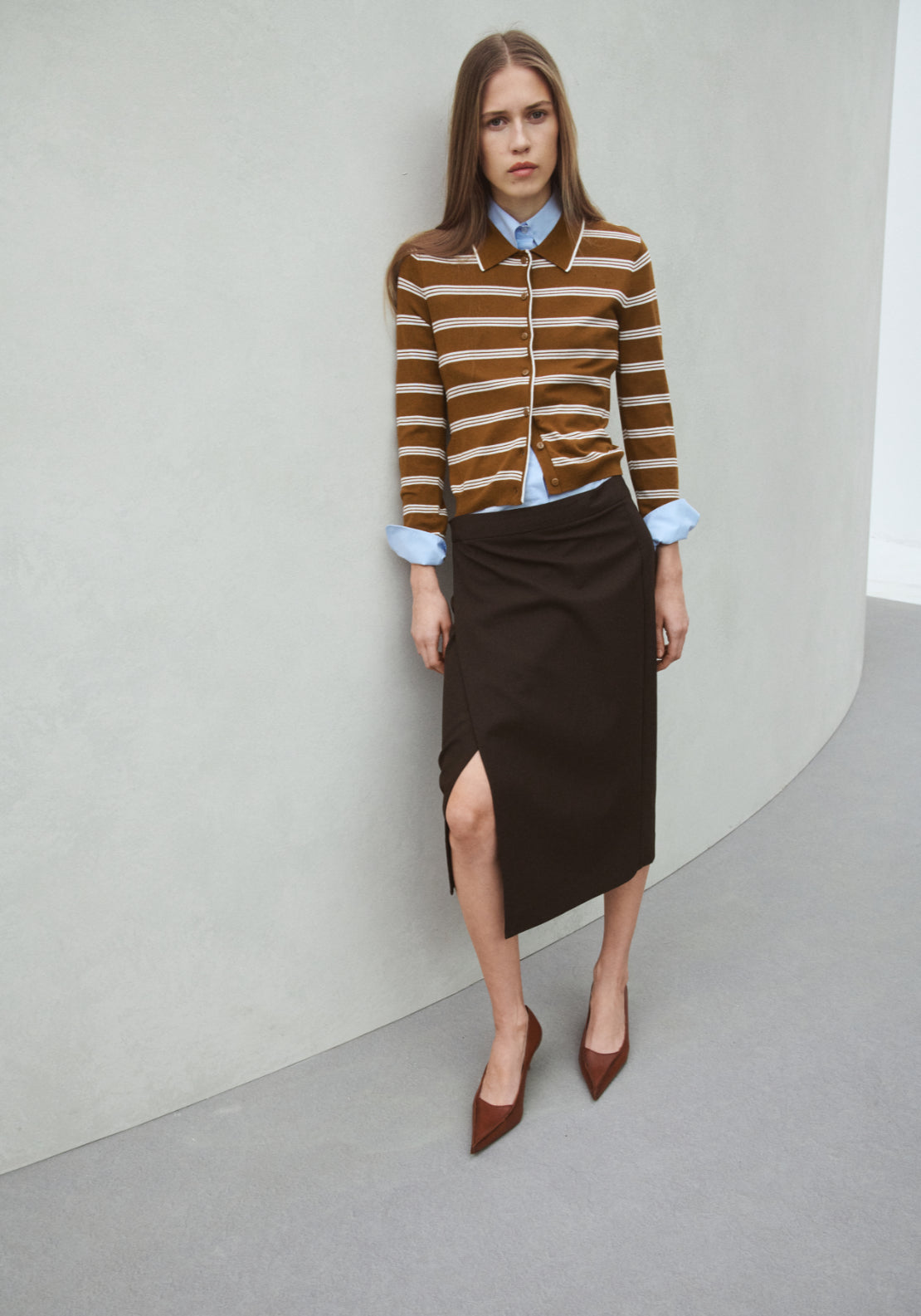 Cardigan With Shirt Collar - Brown