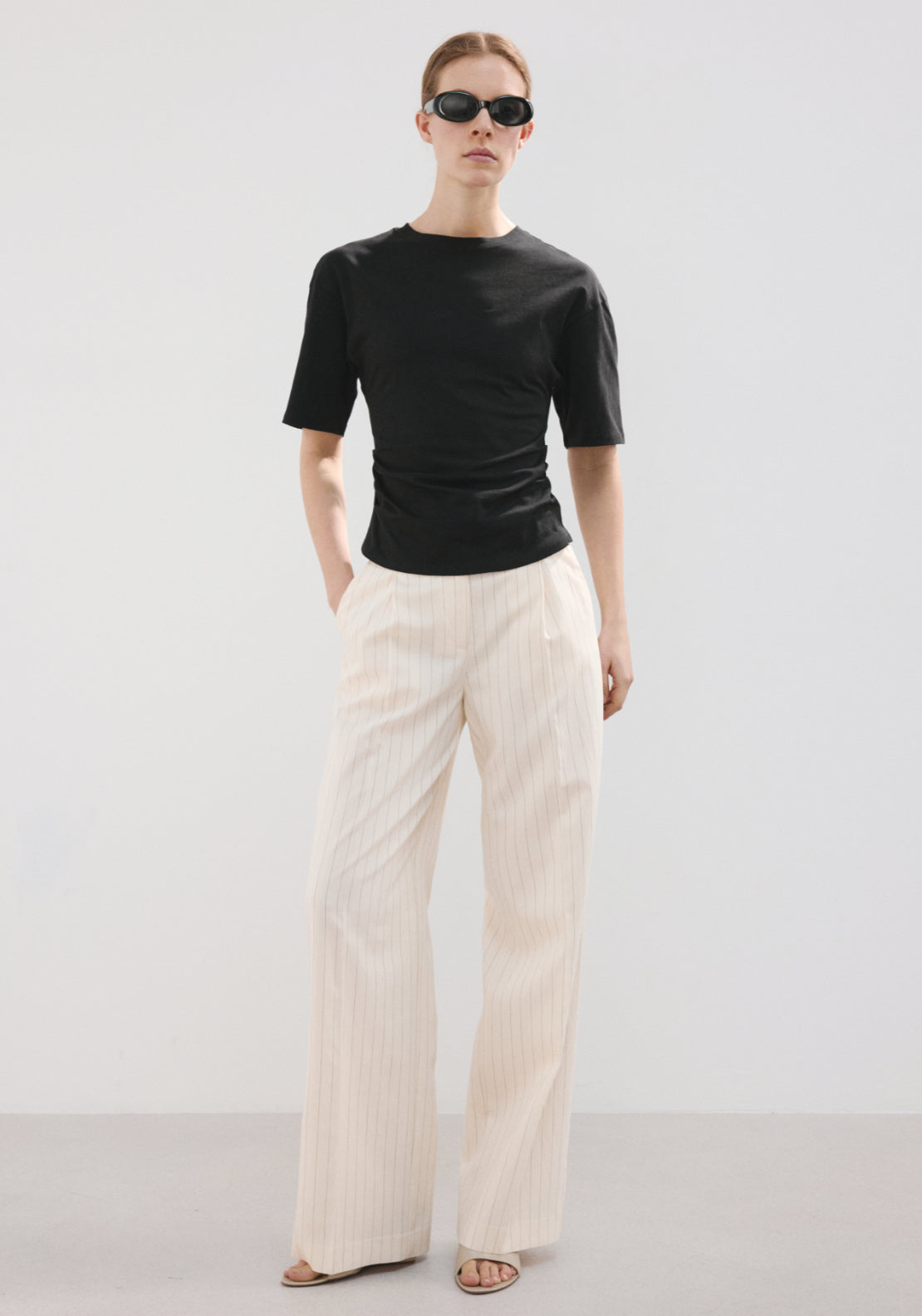Cotton t-shirt with pucker detail - Black