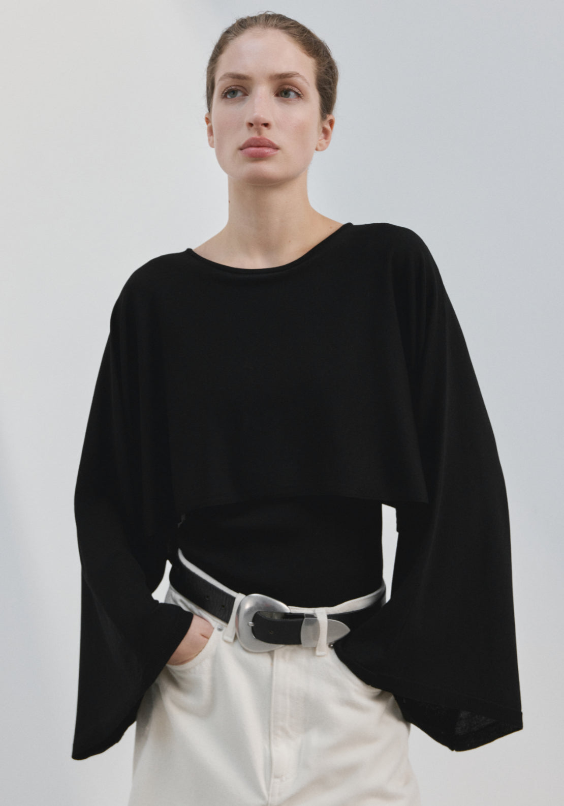 Round Neck Knitted Cape - Black