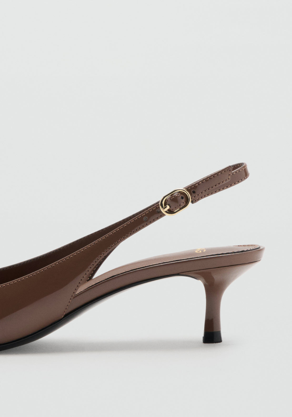 Kitten Heel Pointed Shoes - Brown