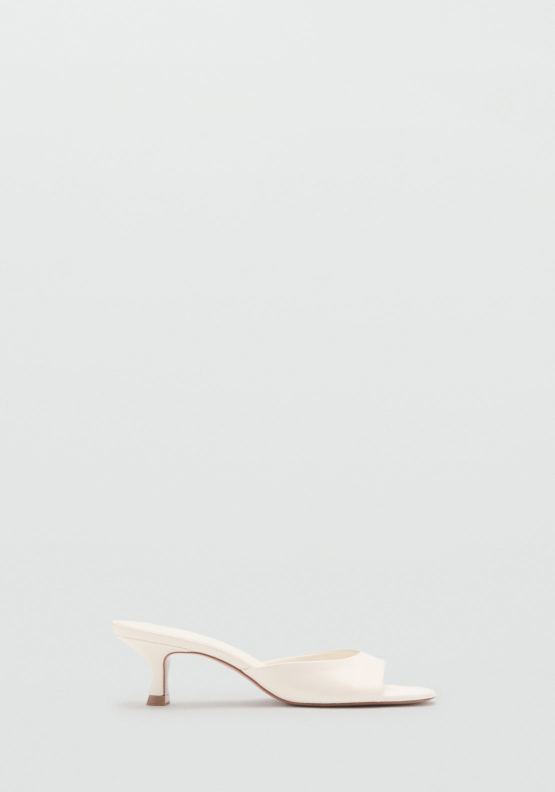 Pointed Heel Sandals - Cream
