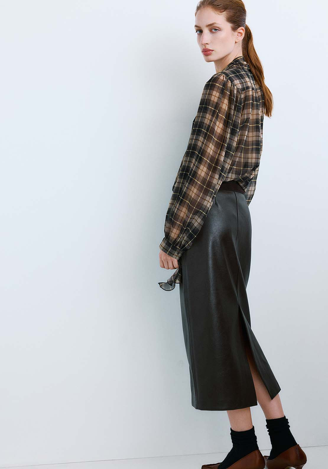 Blouse With Check Pattern & Foulard Collar - Brown