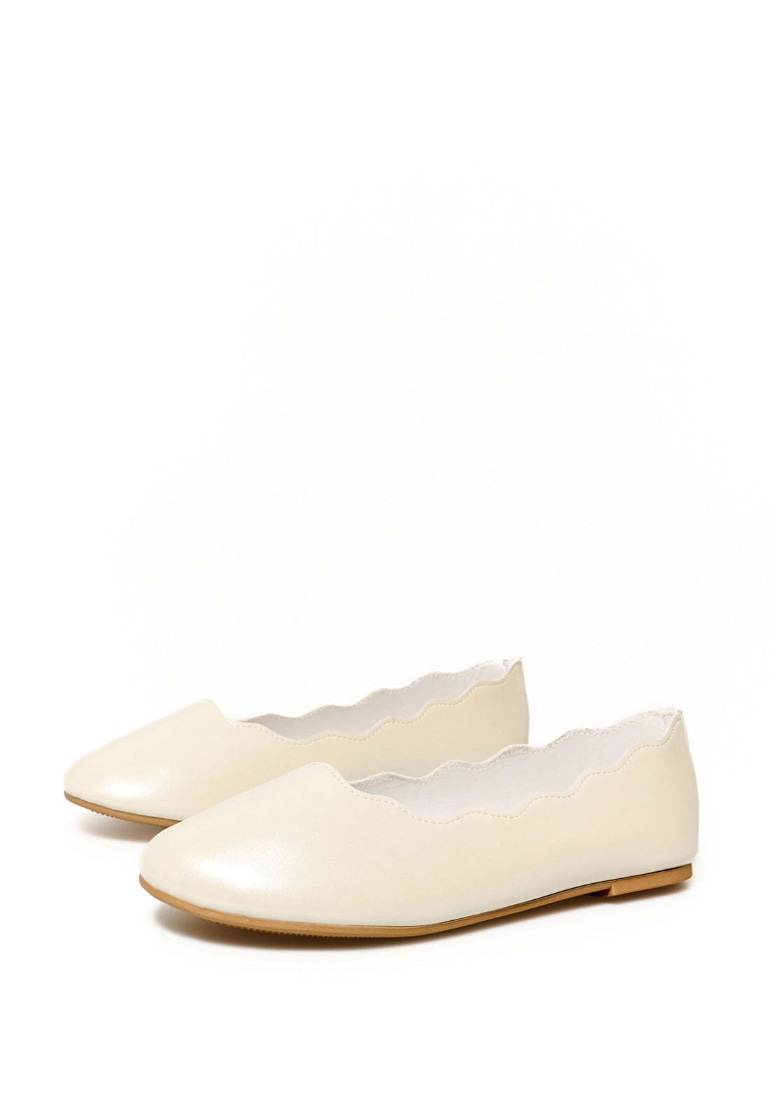 Sfera Scallop-edge pearly-finish ballet flats - White 8 Shaws Department Stores