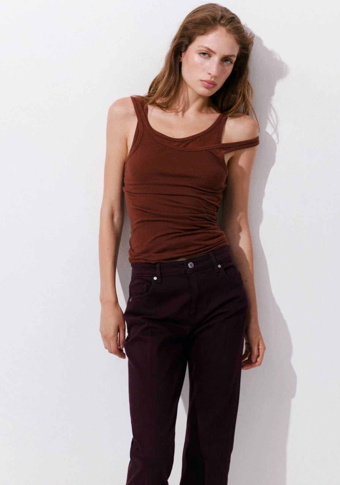 Sienna Cropped Flared Jeans - Burgundy