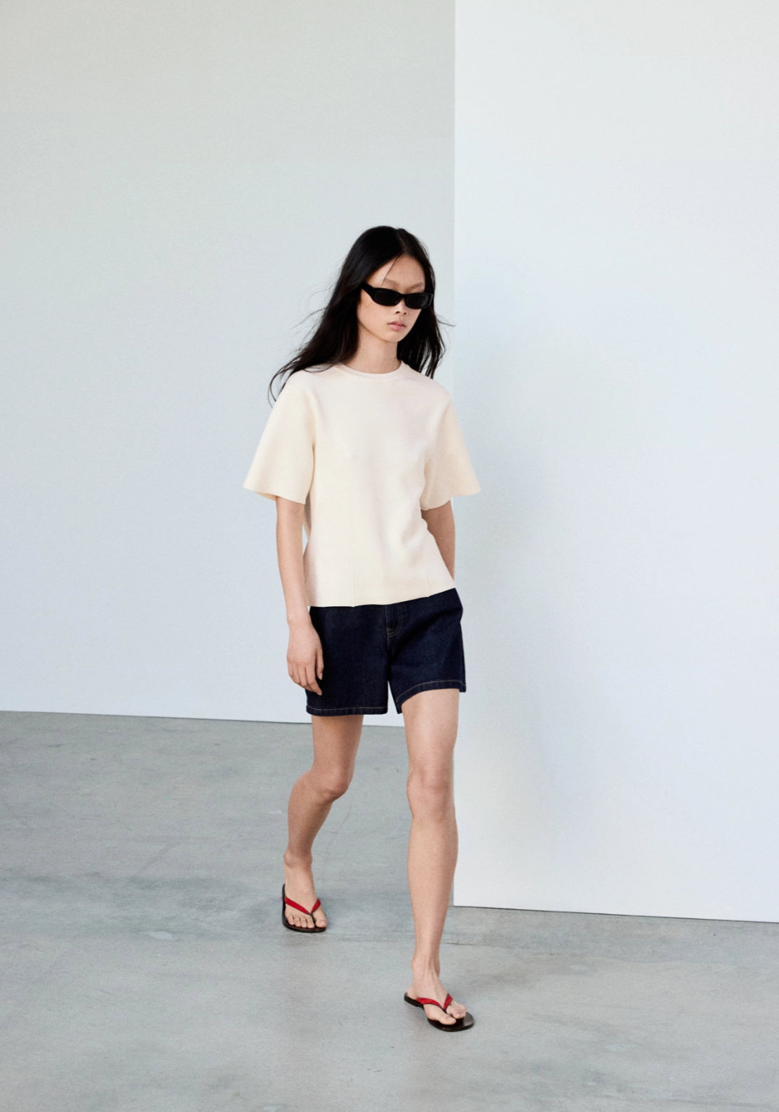 Short Sleeved Fine Knit Sweater - Cream