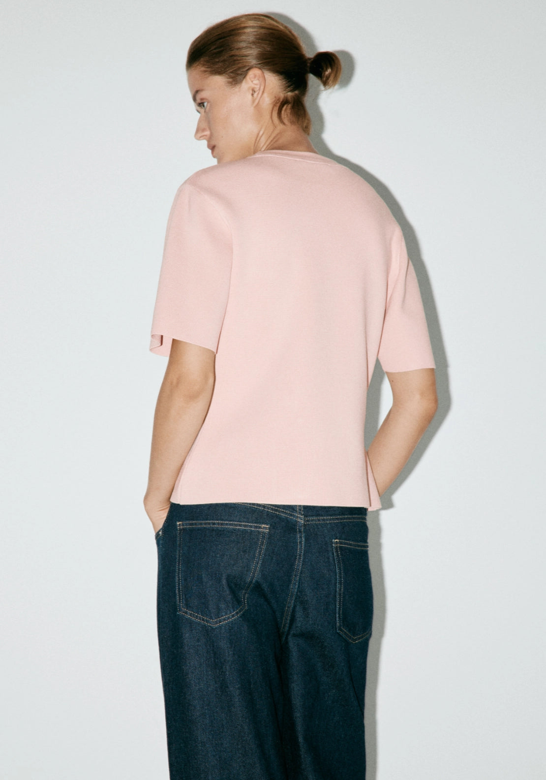 Short Sleeved Fine Knit Sweater - Pink