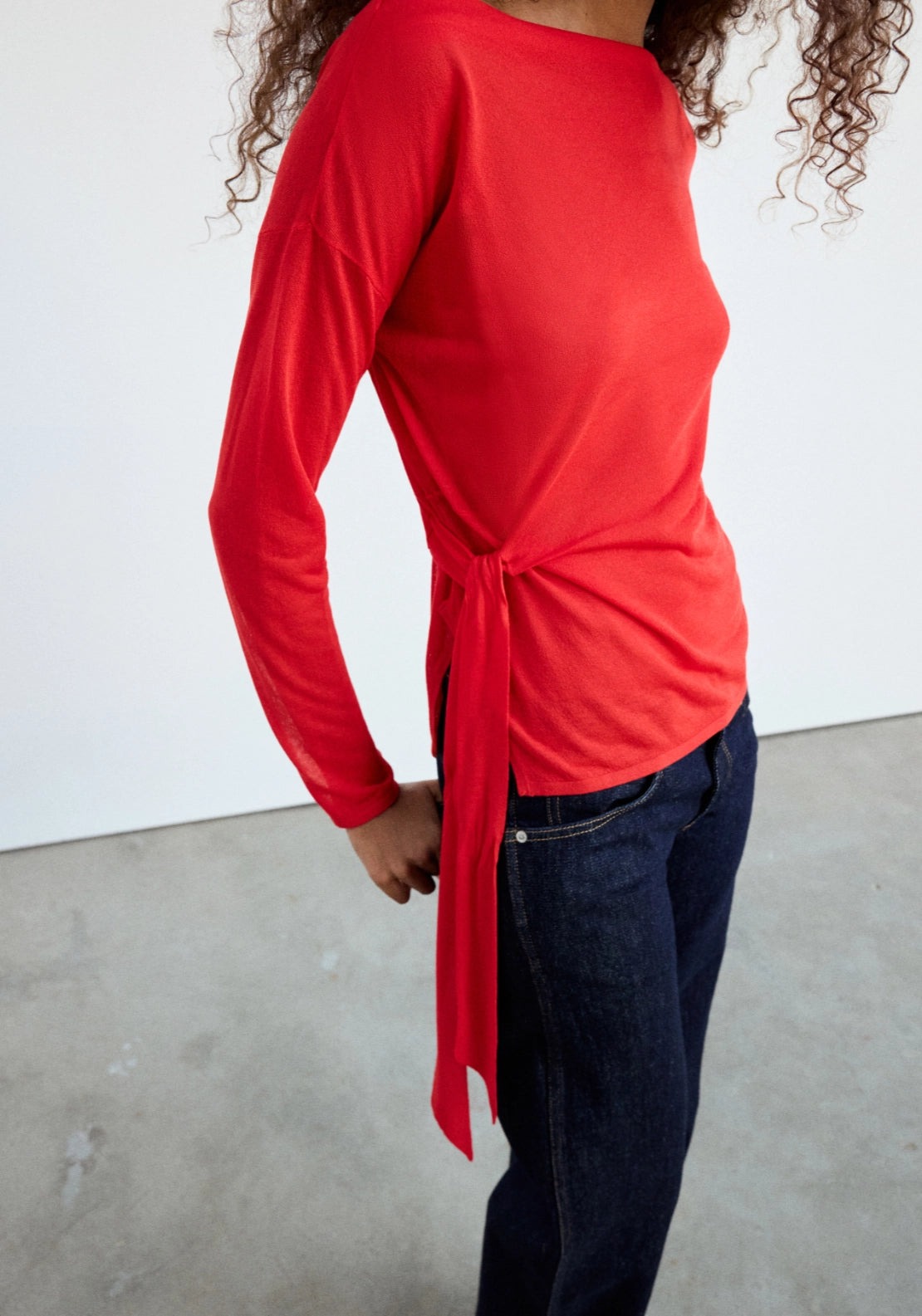 Fine Knit Bow Sweater - Red