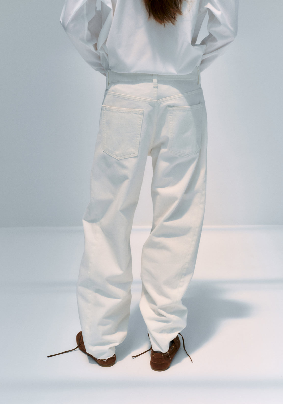 Mid Rise Balloon Jeans - Cream