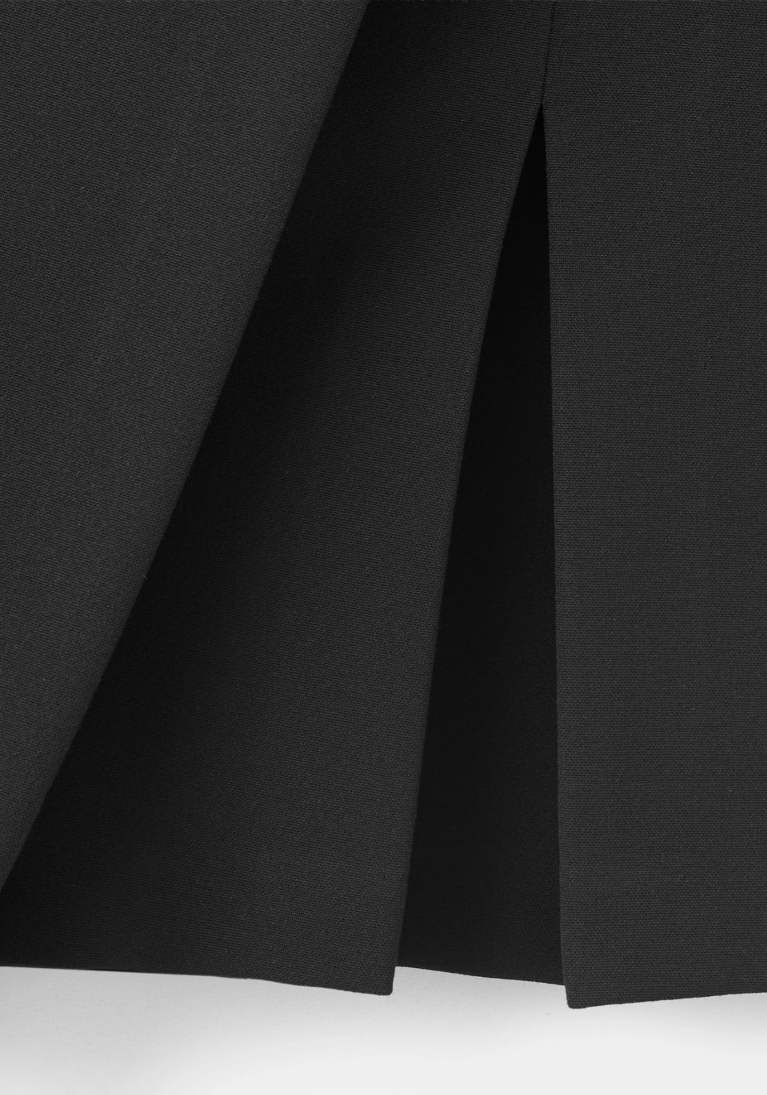 Slit Detail Skirt - Black