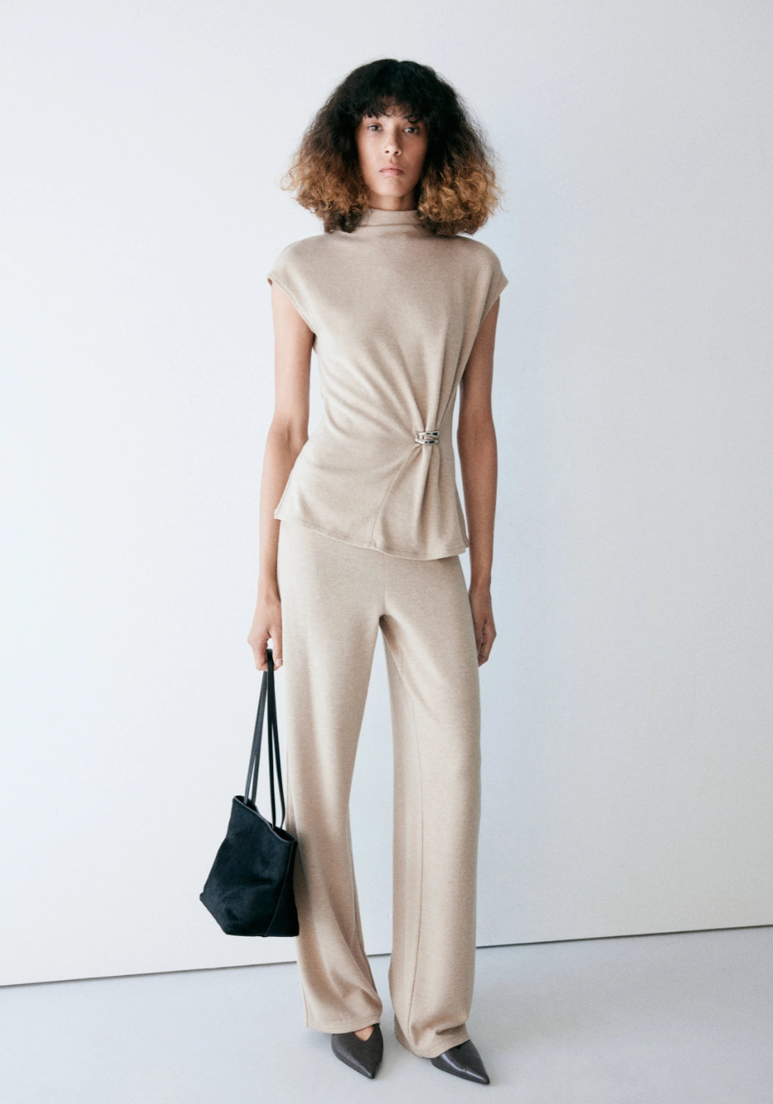 Stretch Knit Trousers - Beige
